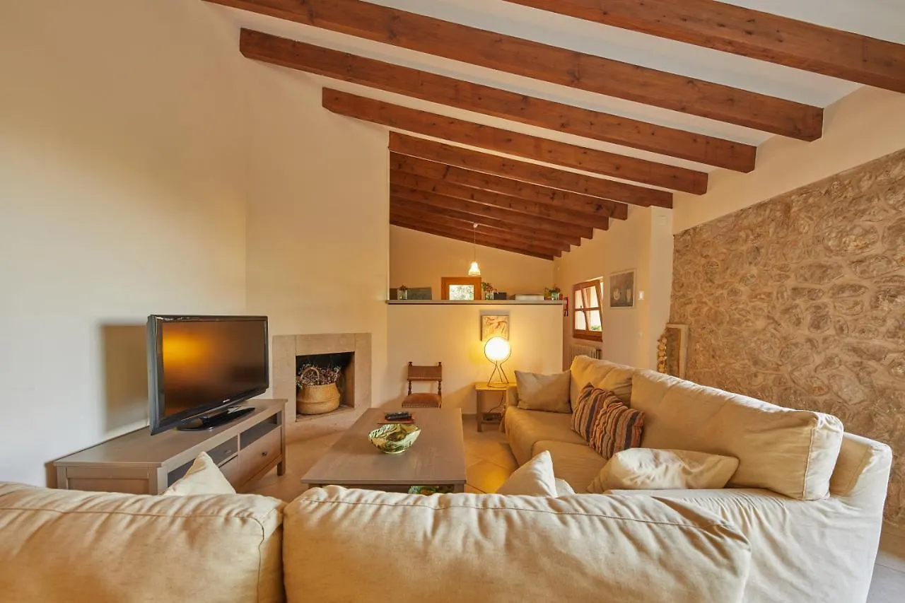 Agroturismo Alqueria Blanca Bunyola Farm stay