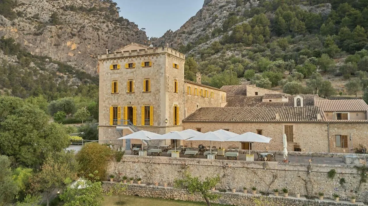 Farm stay Agroturismo Alqueria Blanca Bunyola